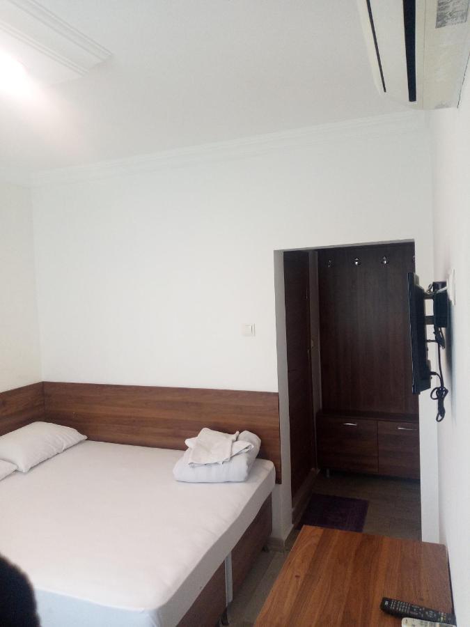 Gueven Hotel 恰纳卡莱 外观 照片
