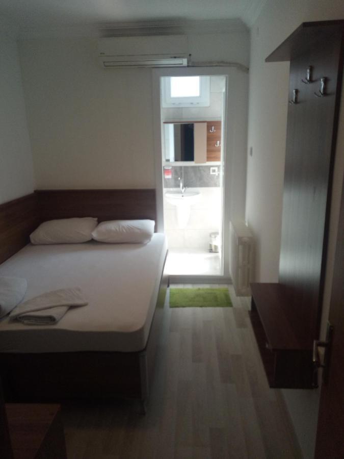 Gueven Hotel 恰纳卡莱 外观 照片