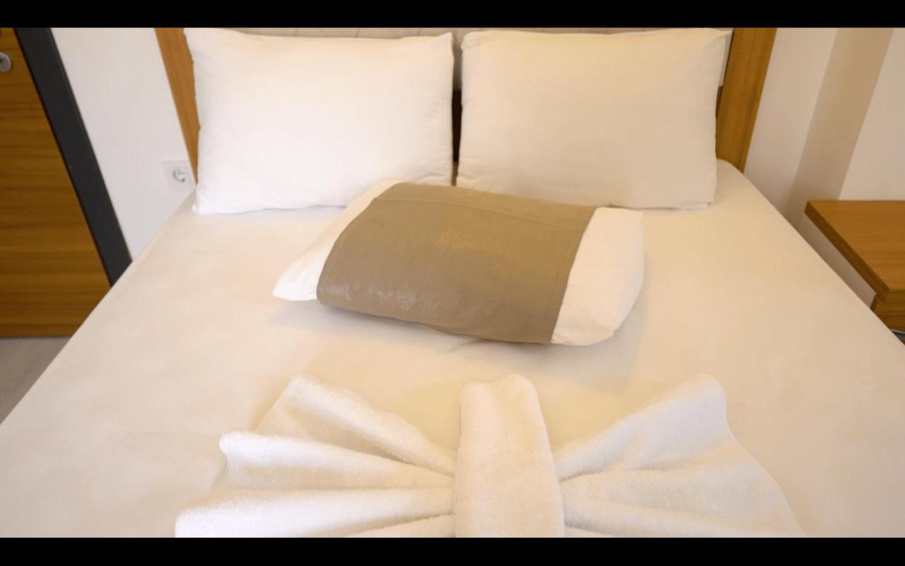 Gueven Hotel 恰纳卡莱 外观 照片